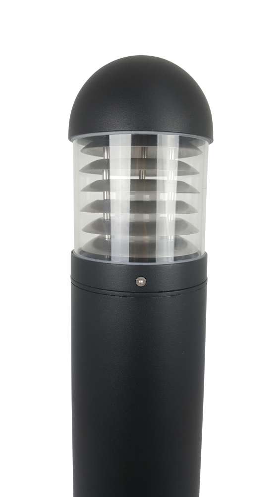 LAN3336 Black Bollard Light - closeup